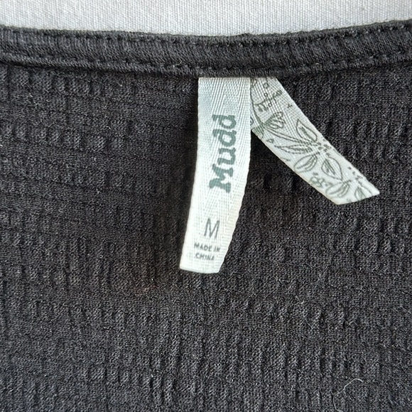 Mudd black cap sleeve top with front tie, size M - Picture 4 of 7